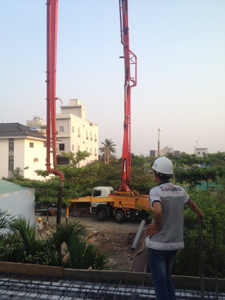 May móc, thiết bị xây dựng cũng ảnh hưởng đến báo giá xây nhà Đà Nẵng